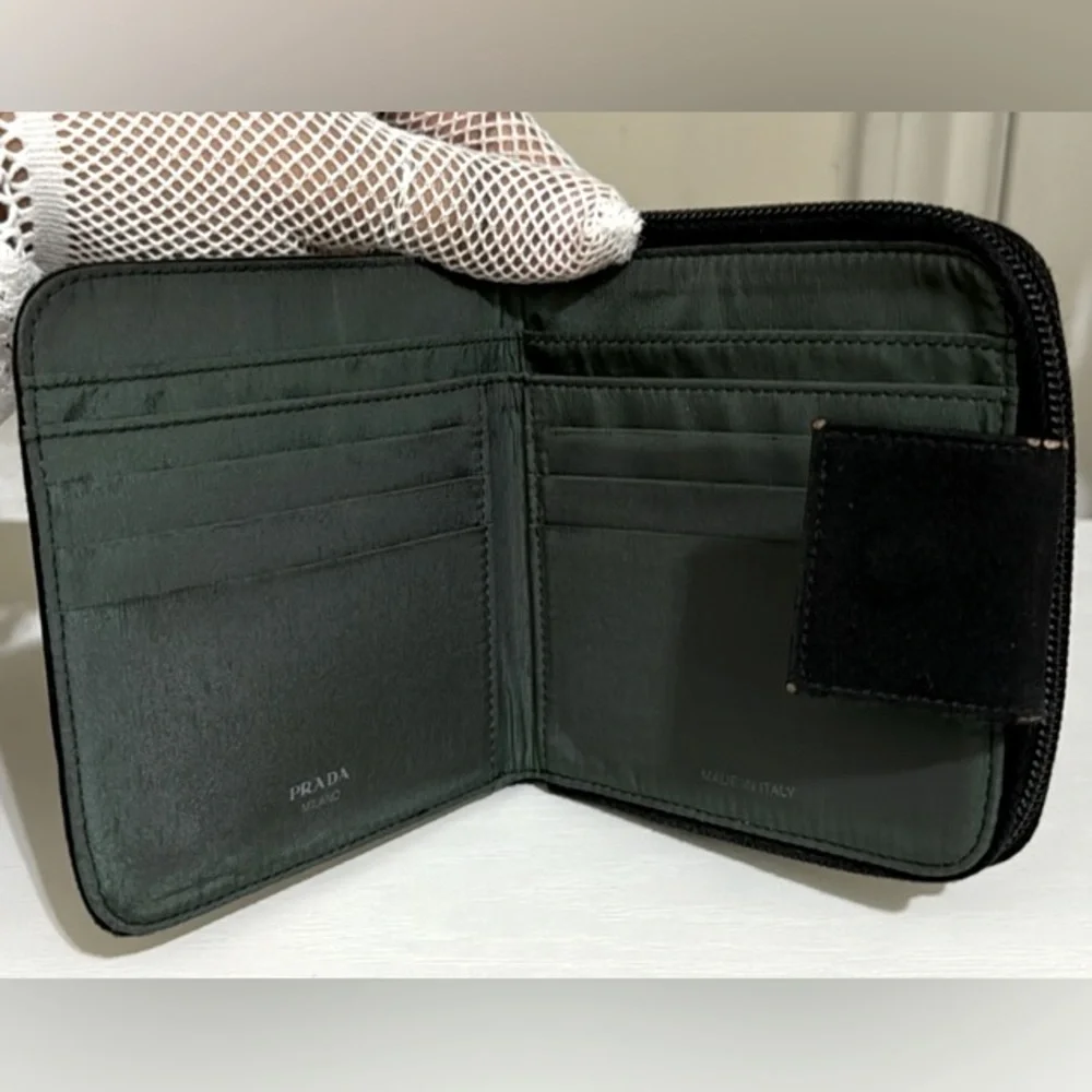 PRADA Nylon Small Wallet, Authentic, Unisex. GUC